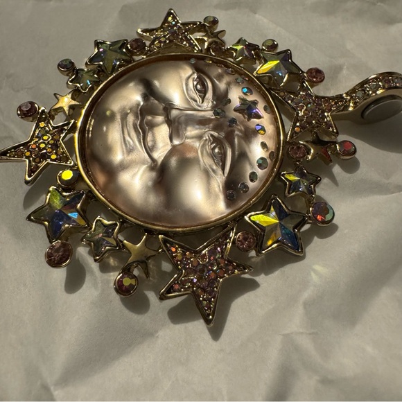 Kirks Folly Solar Galaxy Venus Seaview Moon Magentic Enhancer Goldtone - Picture 2 of 4